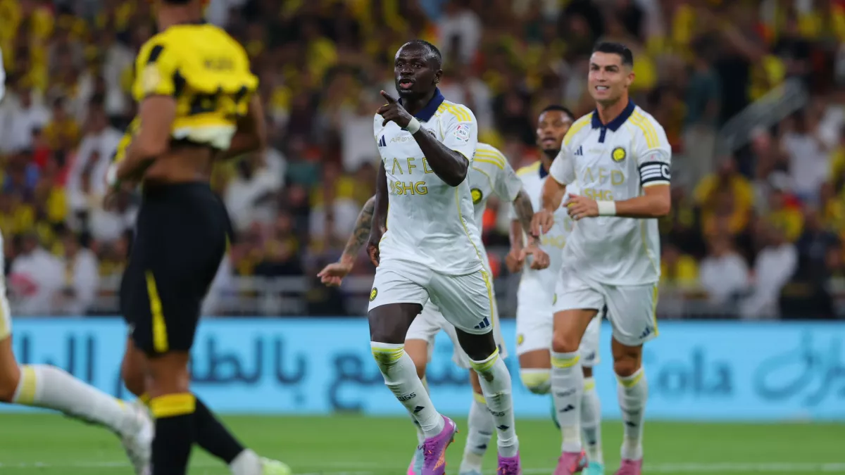 تفوق النصر على الاتحاد بهدفين دون رد ويعتلي صدارة دوري روشن 2025