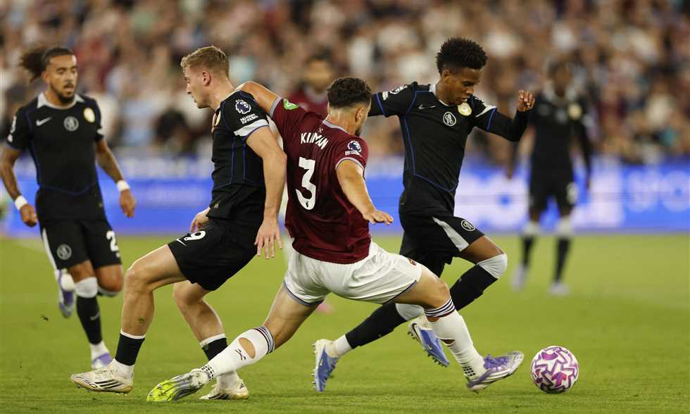 جواو بيدرو يشيد بتطور إستيفاو ويؤكد.. نجم برازيلي قادم على خطى فينيسيوس في 2025