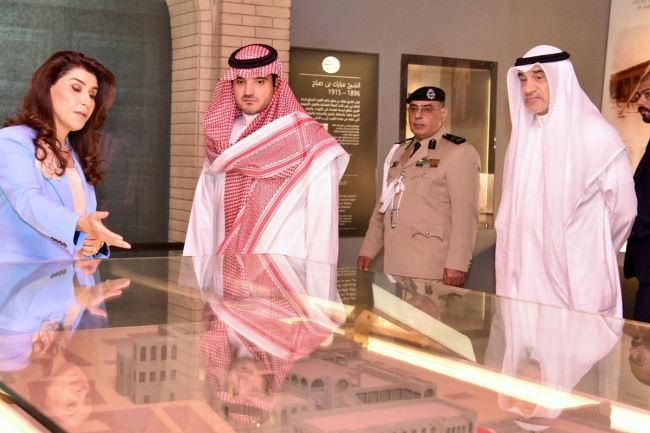 جولة في متحف قصر السلام تجمع اليوسف ونظيره السعودي عام 2025