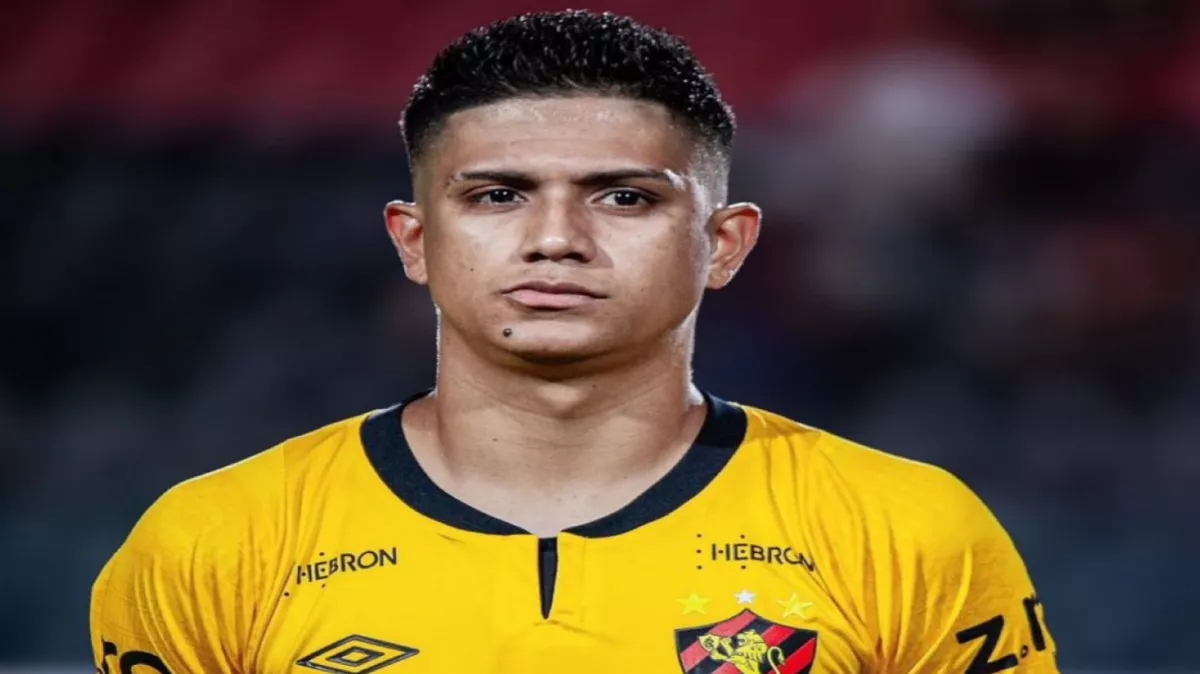 جوهرة برازيلية شابة على أعتاب الانتقال إلى دوري يلو في 2025.. تعرف على التفاصيل