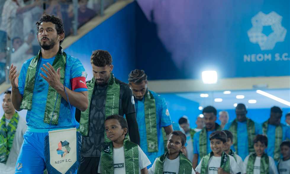 حجازي يقود نيوم للفوز الثاني في الدوري السعودي 2025 أمام الأخدود