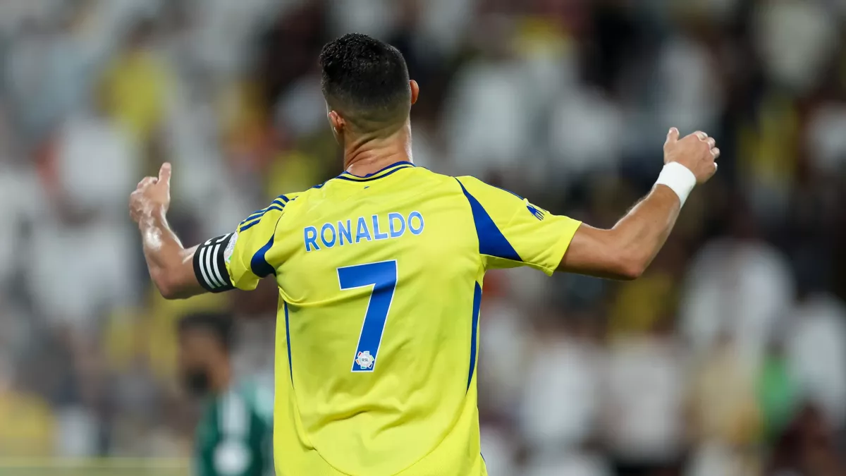 تفاصيل غير متوقعة.. الهريفي يوضح السبب الحقيقي لغضب رونالدو عقب مواجهة الخلود 2025