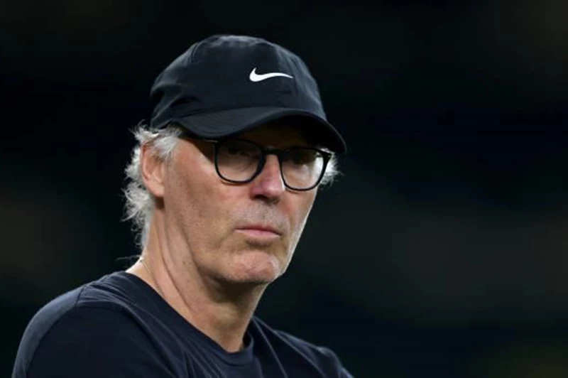 شبح الإقالة يهدد بلان في اتحاد جدة عام 2025