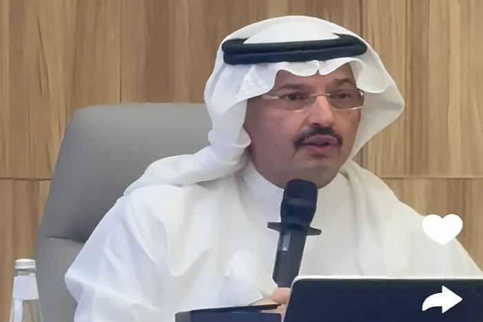 صحيفة المرصد.. أمير منطقة عسير ينتقد وليمة ضخمة شهدت تفاعلاً واسعاً ويصفها بأنها درس لعام 2025