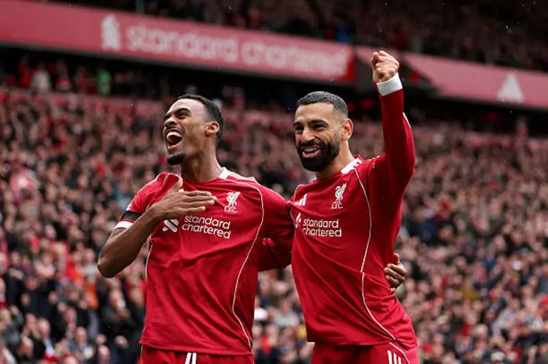 صلاح يترقب هدفه الـ250 ويواصل مطاردة روني في مواجهة ليفربول وكريستال بالاس 2025