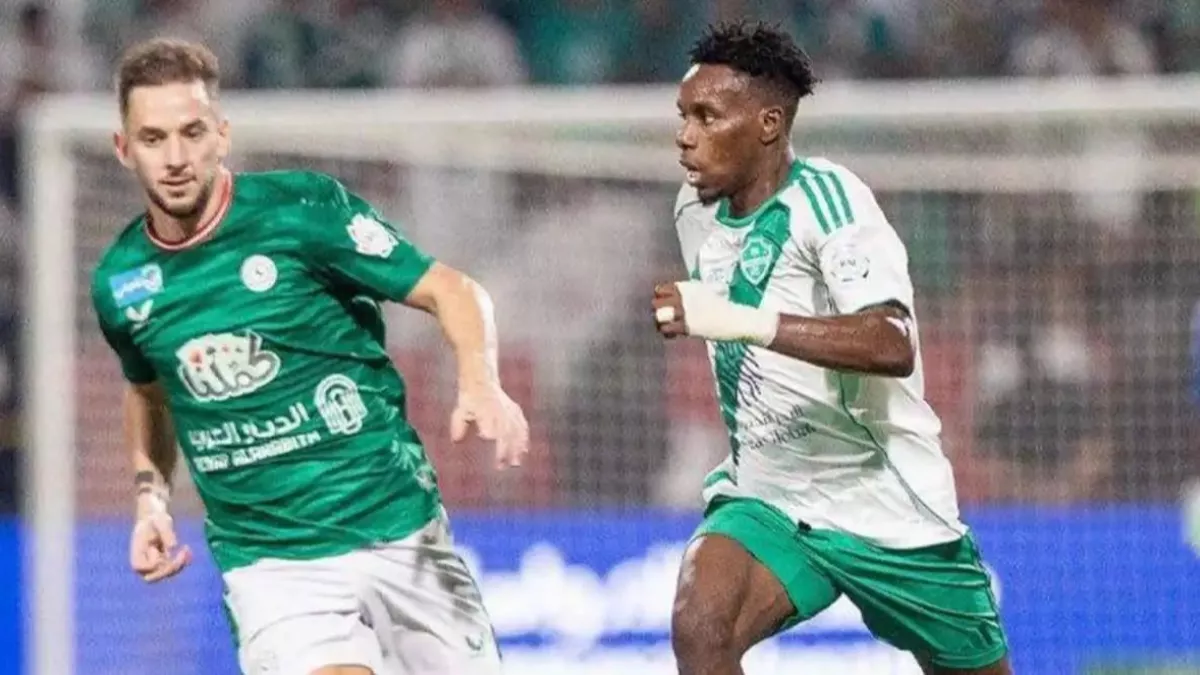 ضربة موجعة ليايسله تربك استعداد الأهلي لملاقاة ناساف الأوزبكي.. أزمة في صفوف الفريق قبل مواجهة 2025