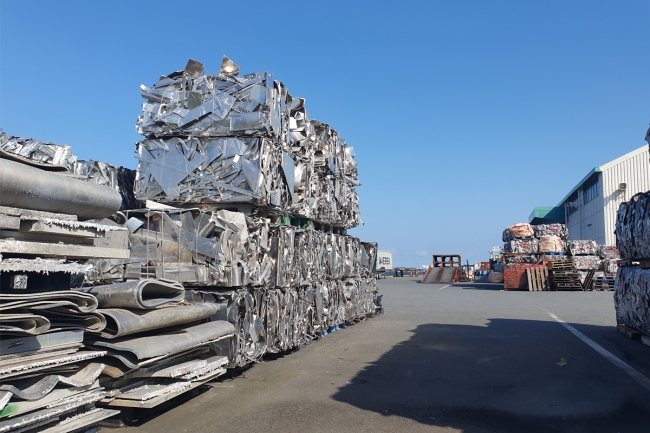 لجنة حكومية جديدة تعتمد معايير فنية لمواد إعادة التدوير في 2025