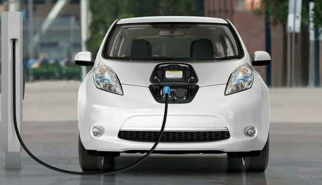 مبيعات السيارات الكهربائية المستعملة تتفوق في أمريكا.. انخفاض الأسعار يجذب المشترين عام 2025