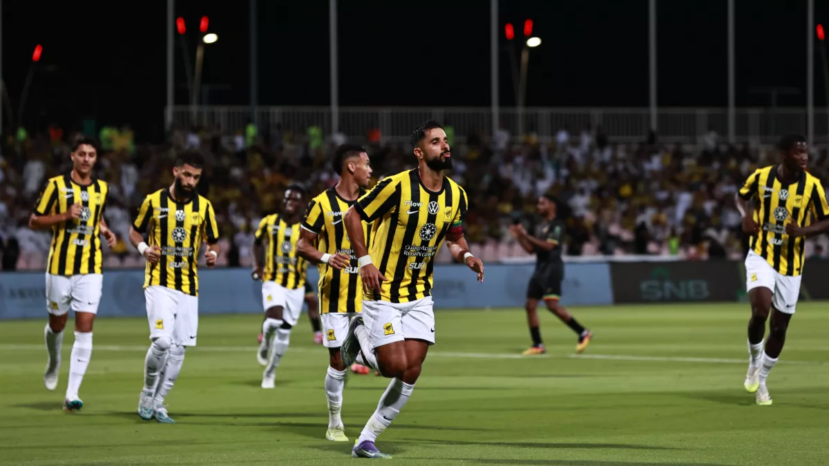 محمد البكيري يرد بقوة على برنامج وجه سؤالاً غير لائق لمحترف الهلال.. تفاصيل الجدل في 2025