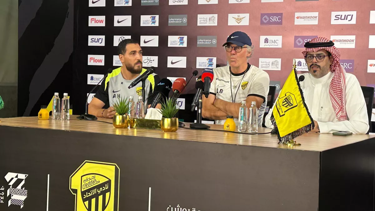 مدرب الاتحاد يكشف عن آرائه قبل لقاء الفتح المرتقب في 2025