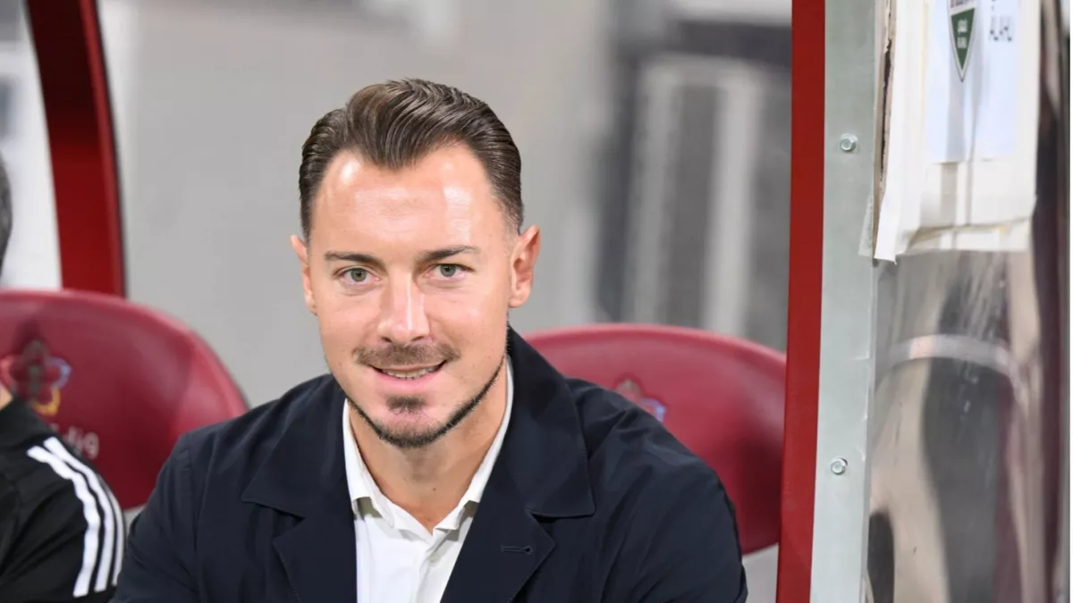 يايسله يفاجئ الجميع بخيار جديد لتعويض إيبانيز في مواجهة الأهلي والشباب