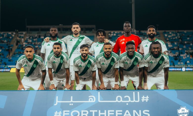 مواجهة نارية بين الأهلي السعودي وضمك اليوم.. تشكيل جبار الأن