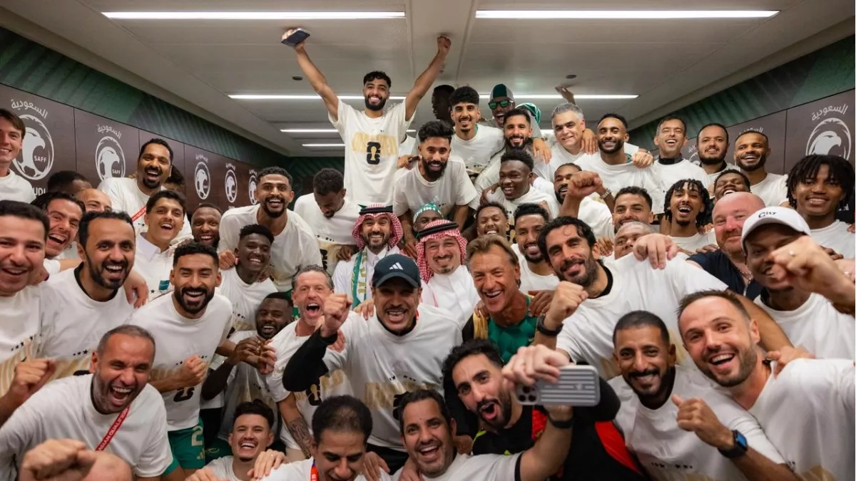 تطلعات جماهير الهلال.. تمنيات برؤية لاعبي النصر والأهلي في الملاعب الأوروبية