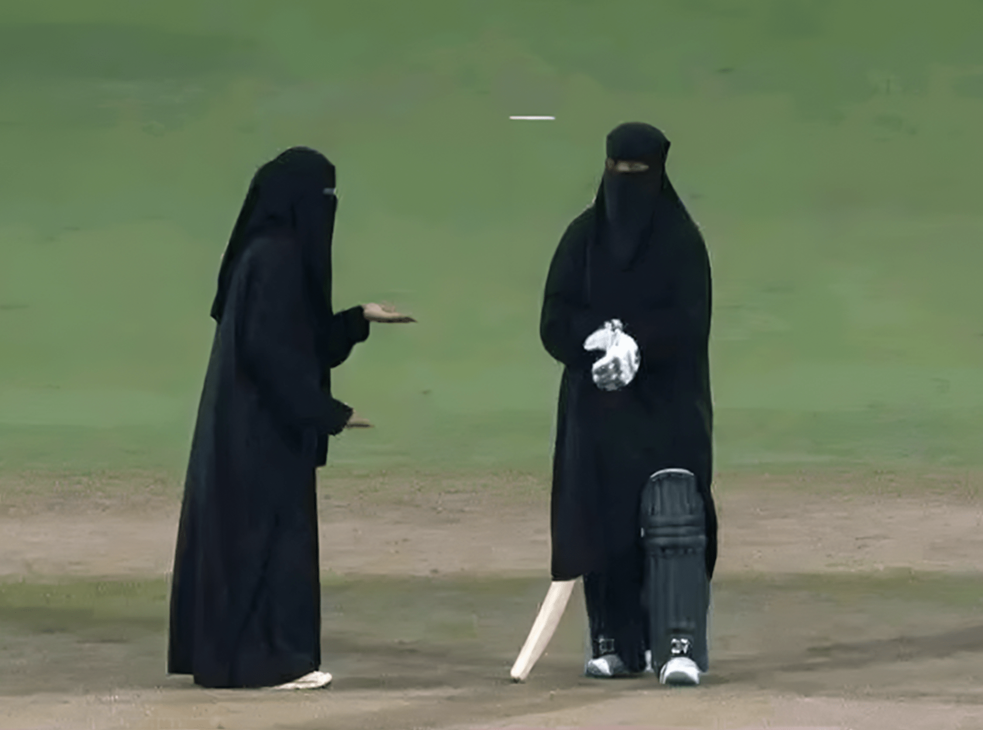 حقيقة ارتداء لاعبات منتخب بنغلاديش للنقاب خلال مونديال الكريكيت.. التفاصيل كاملة