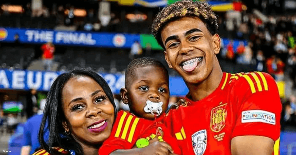 حقيقة ما جرى في حفلة لندن.. والدة لامين يامال في دائرة الضوء