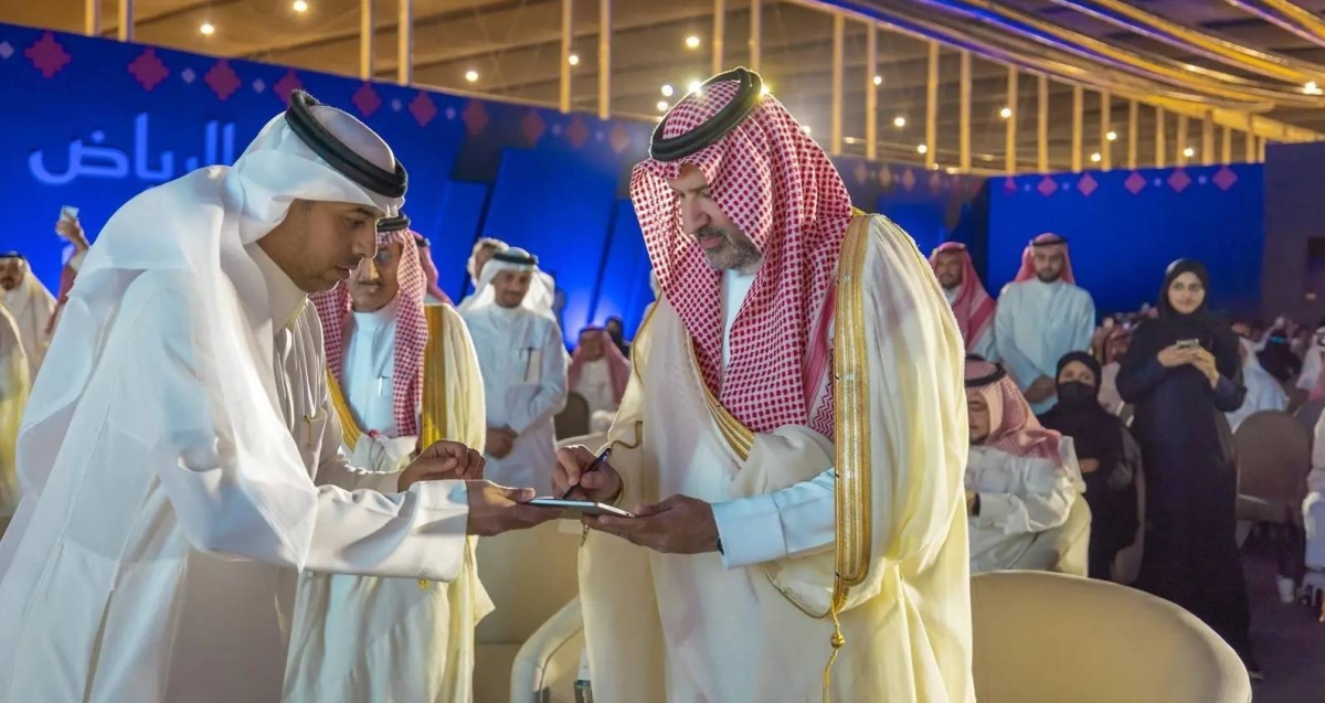 فيصل بن سلمان يشهد انطلاق مبادرة تحقيق تاريخ الطبري في المدينة