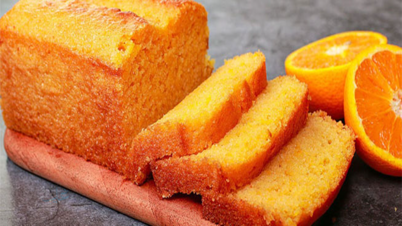 كيكة البرتقال الهشة الاقتصادية.. طعم لا يقاوم بمكونات بسيطة من مطبخك