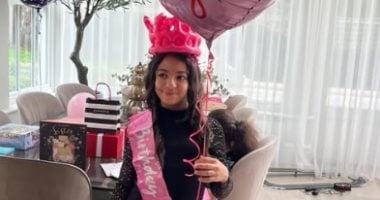 محمد صلاح يفاجئ ابنته مكة باحتفال مميز في يوم ميلادها