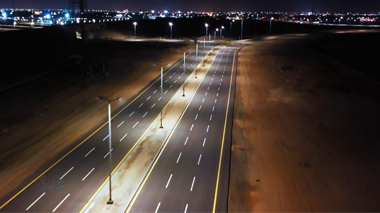 الطريق الجديد بين الرياض وجدة.. اختصار المسافة إلى 4 ساعات يقود نقلة نوعية في النقل السعودي