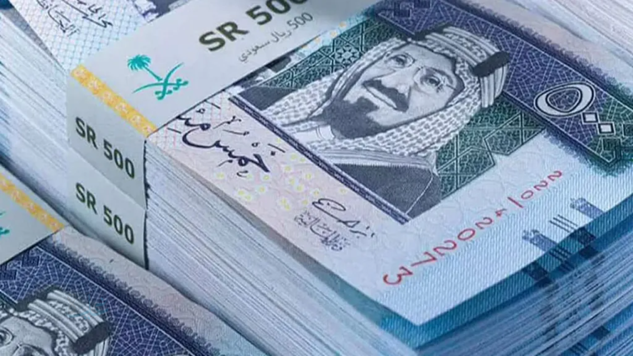 هل نزلت رواتب المتقاعدين اليوم؟ موعد إيداع المعاش التقاعدي لشهر نوفمبر 2025.. اعرف متى ينزل الراتب بالتفصيل!