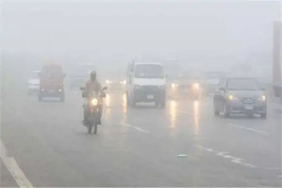 طقس غير مستقر اليوم بالسعودية.. ضباب صباحي ورياح نشطة في عدة مناطق