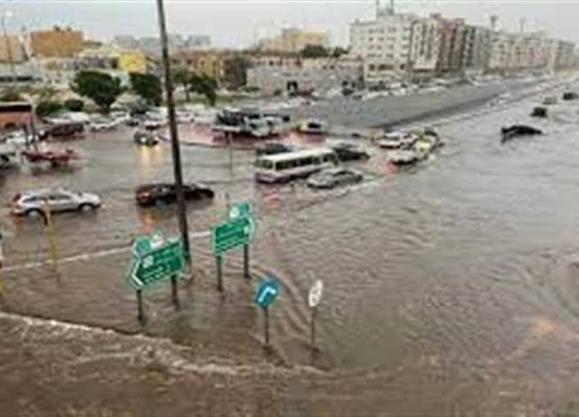 موجة جديدة من الأمطار!.. الأرصاد تحذر: طقس السعودية النهارده يشهد رعود وأتربة مثارة على مناطق متفرقة!