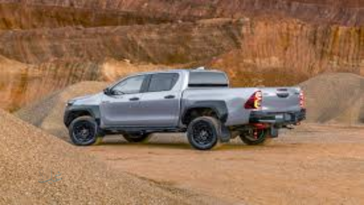 تويوتا هايلوكس 2026 الجديدة.. القوة والرحلات البرية بصحبة الخيمة والكارافان