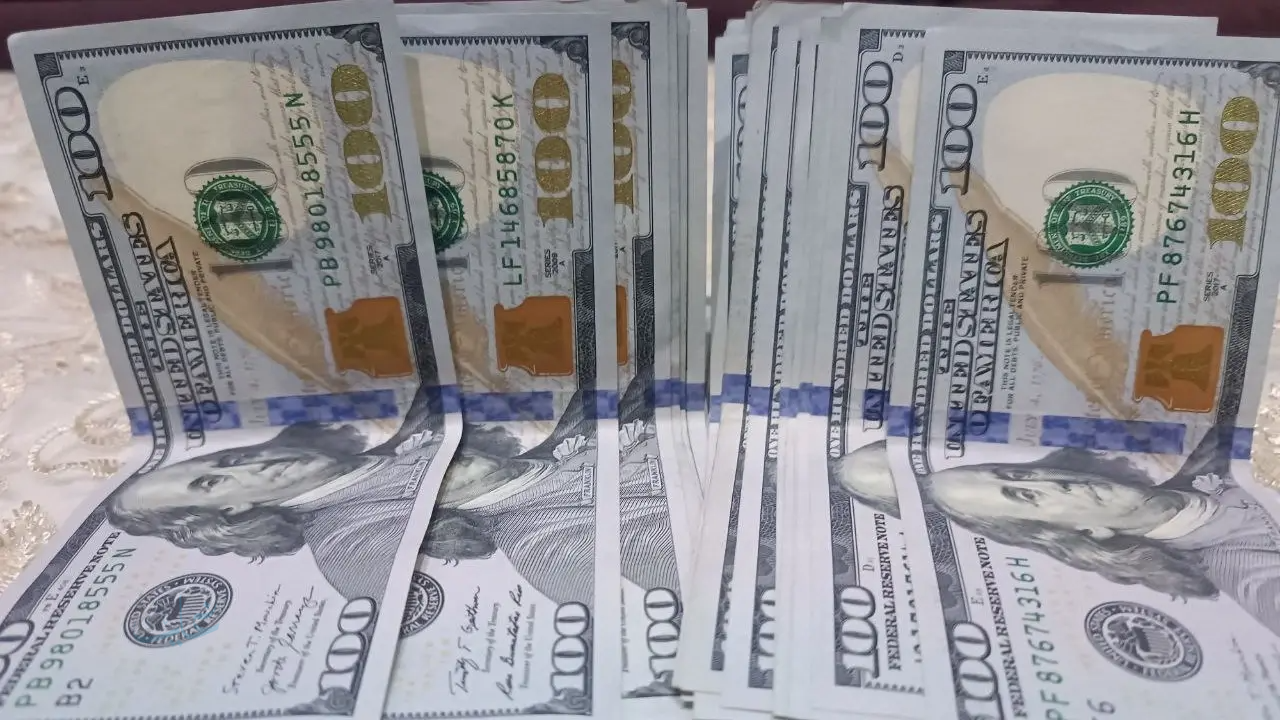 سعر الدولار مقابل الدينار العراقي اليوم الخميس 6 نوفمبر 2025: تحركات جديدة في السوق المحلية