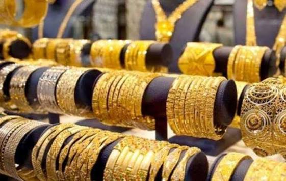 “أسعار الذهب اليوم في العراق – تحديث 2 ديسمبر.. كل التفاصيل اللي محتاج تعرفها عن عيارات 24 و22 و21 و18 قبل ما تحرك السوق!”