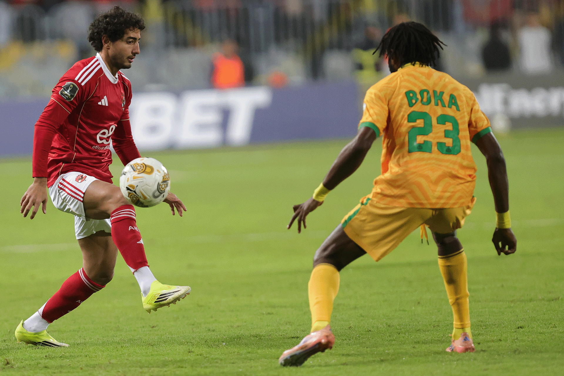 Al Ahly vs Young Africans.. يانج أفريكانز يتقدم على الأهلي بهدف نظيف في شوط المباراة الأول بدوري أبطال أفريقيا