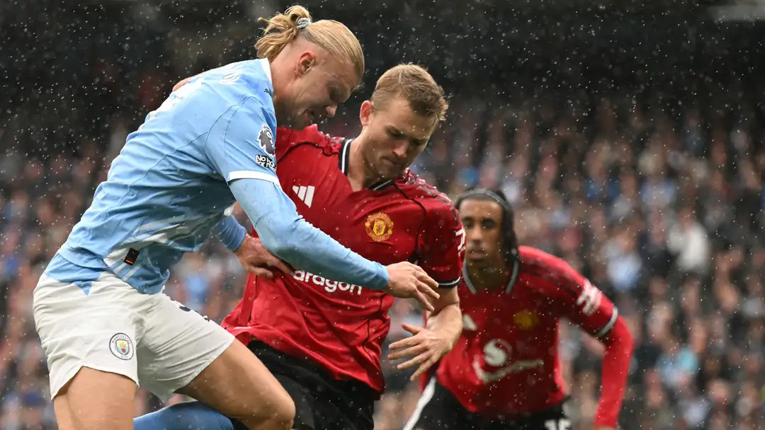 Man City vs Man United.. القنوات الناقلة لمباراة مانشستر سيتي ضد مانشستر يونايتد مباشر الآن ومعلق المباراة في الدوري الإنجليزي 2026