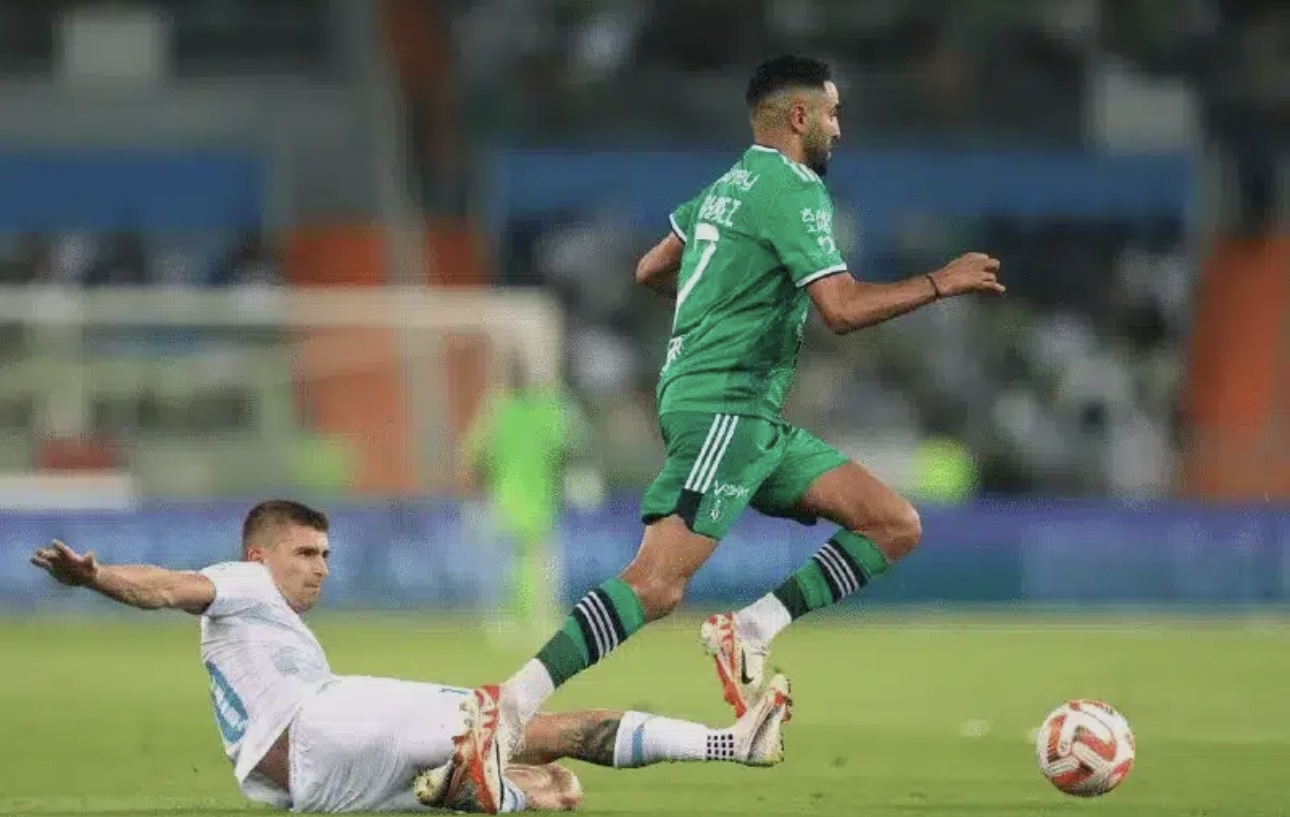 Al-Ahli Saudi vs Al-Khaleej.. القنوات الناقلة لمباراة الأهلي السعودي ضد الخليج مع معلق المباراة و تشكيل الفريقين