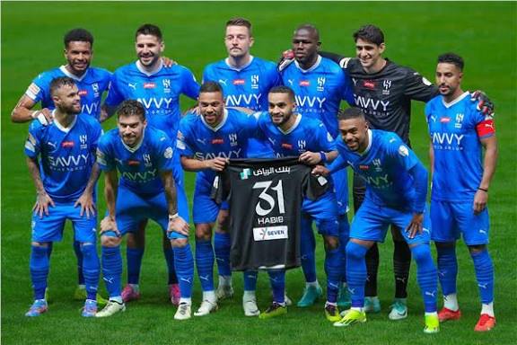 إنزاجي يرسم ملامح كتيبة الزعيم.. التشكيل المتوقع للهلال أمام الرياض في دوري روشن السعودي وموعد المباراة والقنوات الناقلة