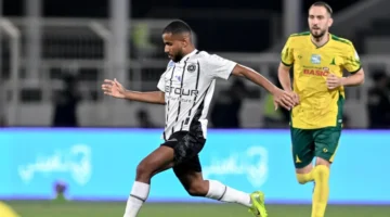 "هتذيـع المـاتش" تردد قناة ثمانية لمتـابعة Al Shabab vs Al Khaleej مباراة الشبـاب والخليـج في دوري روشن السعودي اليـوم.. ماتش نـاري في انتظـارك