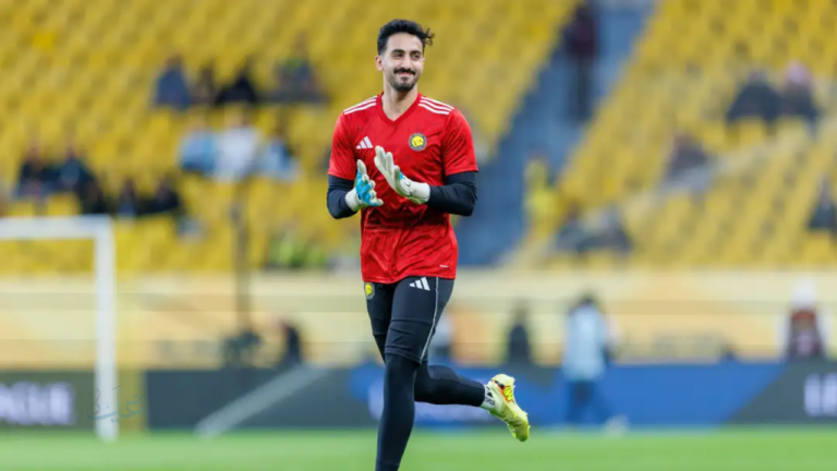 فاض الكيل .. وكيل نواف العقيدي يقرر التصعيد رسميًا ضد الاتهامات له بعد "الطرد" أمام الهلال!