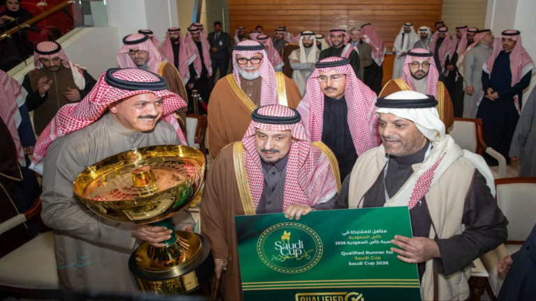 «مهلي» يتوج بـ«كأس خادم الحرمين الشريفين»... ويبلغ «كأس السعودية»