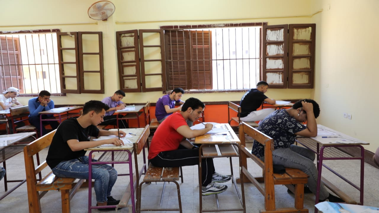 مواعيد امتحانات الثانوية العامة 2026 لجميع الطلاب.. التعليم تُعلن
