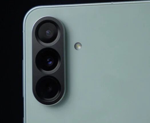 سامسونج تكشف عن Galaxy A56.. هاتف متكامل للفئة المتوسطة العليا بمواصفات رائدة