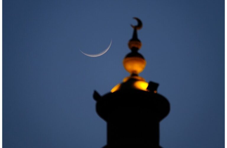 هل غداً رمضان في السعودية؟ ترقب كبير لقرار المحكمة العليا وموعد استطلاع هلال رمضان 1447