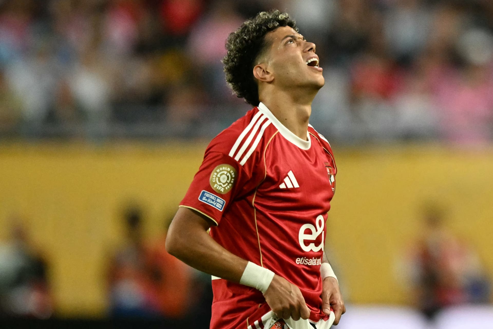 هجوم ناري من مسؤول أهلاوي سابق على إمام عاشور: تصرف لا يليق بلاعب كبير