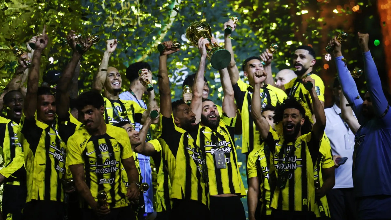 بصوت خليل البلوشي.. القنوات الناقلة لمباراة الاتحاد والغرافة في دوري أبطال آسيا للنخبة 2026