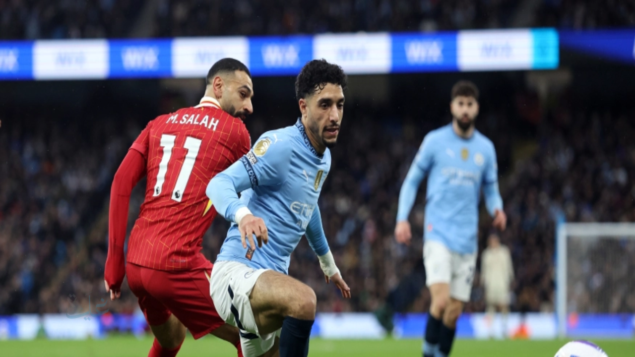 تردد القنوات الناقلة لمباراة ليفربول ومانشستر سيتي liverpool vs man city صدام صلاح ومرموش ديربي إنجلترا
