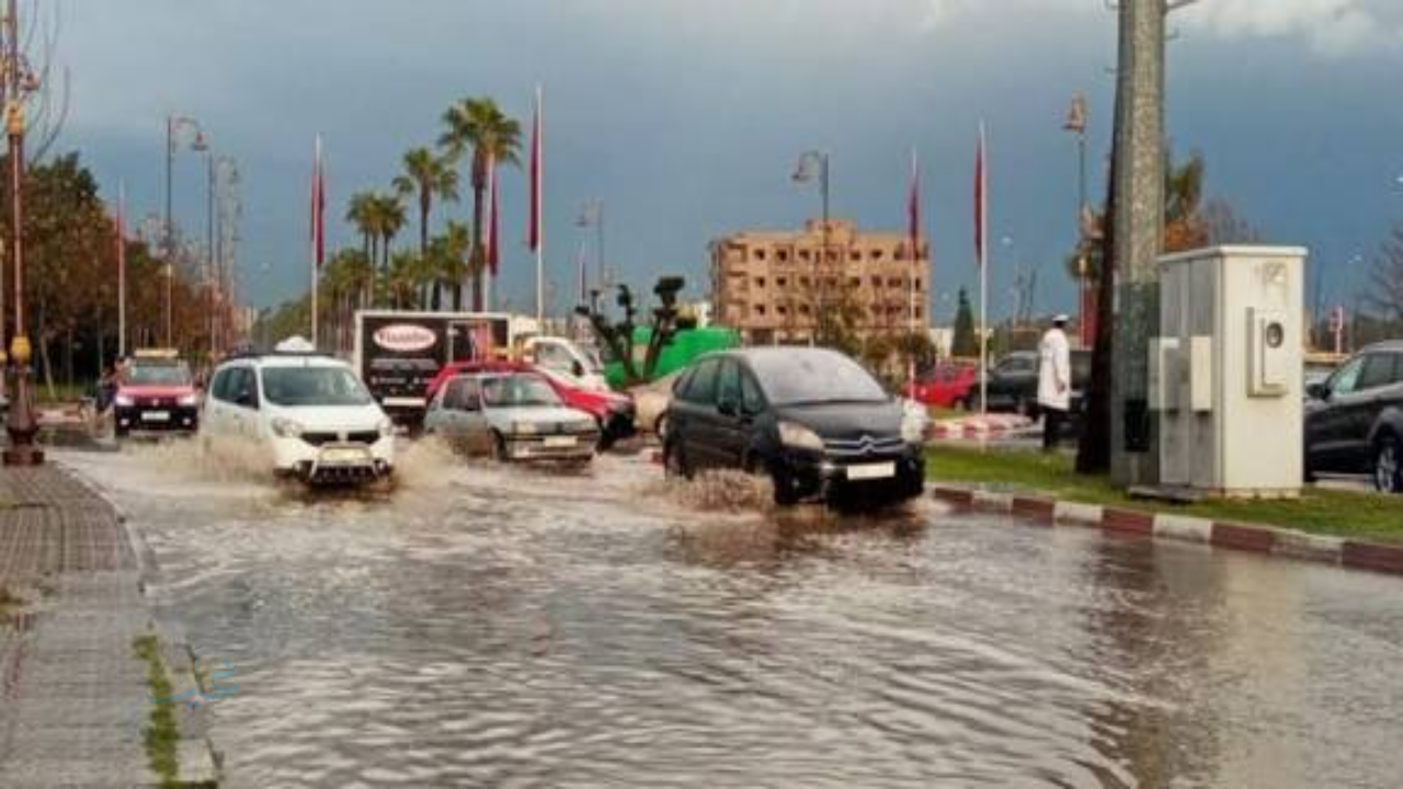 تقلبات جوية قوية تضرب المغرب اليوم.. أمطار غزيرة، ثلوج بالأطلس، ورياح عاتية ترفع مستوى الحذر بعدة جهات