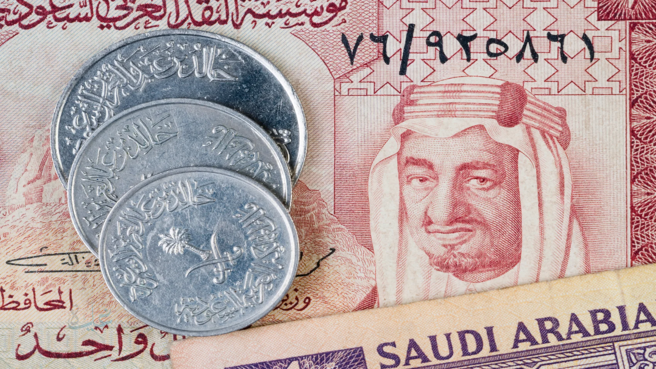 استقرار سعر الريال السعودي اليوم في البنوك المصرية مع ترقب قرارات الفائدة