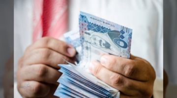 عاجل الان تقديم صرف رواتب موظفي الدولة رسميا قبل موعد 27