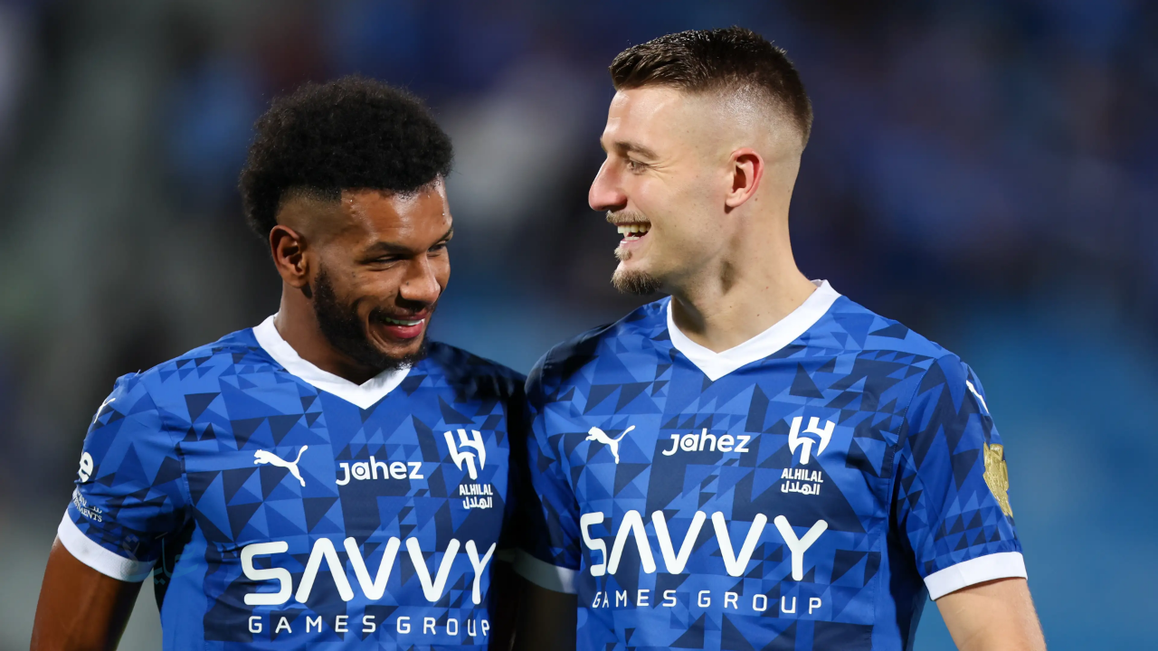 تابع ماتش al-hilal vs al-ettifaq.. القنوات الناقلة لمباراة الهلال والاتفاق والمعلق في دوري روشن السعودي 2025-2026