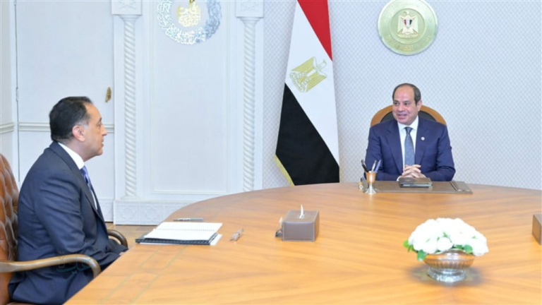 "مفاجأة مدوية بمصر".. تعديل وزاري سيادي وتعيين قائد أكاديمية كبرى مكان وزير سابق!