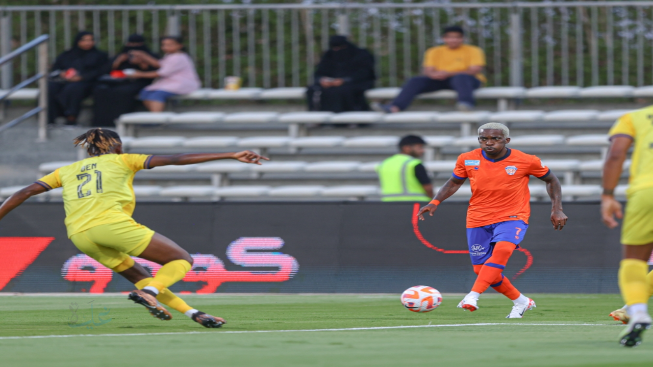 📺 الحزم ضد ألفيحاء اليوم.. التشكيل المتوقع وموعد المباراة بالتفصيل