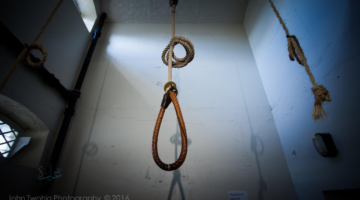 تنفيذ حكم القتل حدًا بحق مدان بجريمة قتل في منطقة تبوك