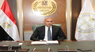 وزير التعليم يؤكد تطوير المناهج لتحقيق التوازن وتخفيف الأعباء عن الطلاب وتعزيز الحق في التعليم